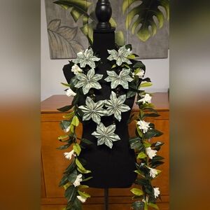 Graduation Lei/FIRM PRICE